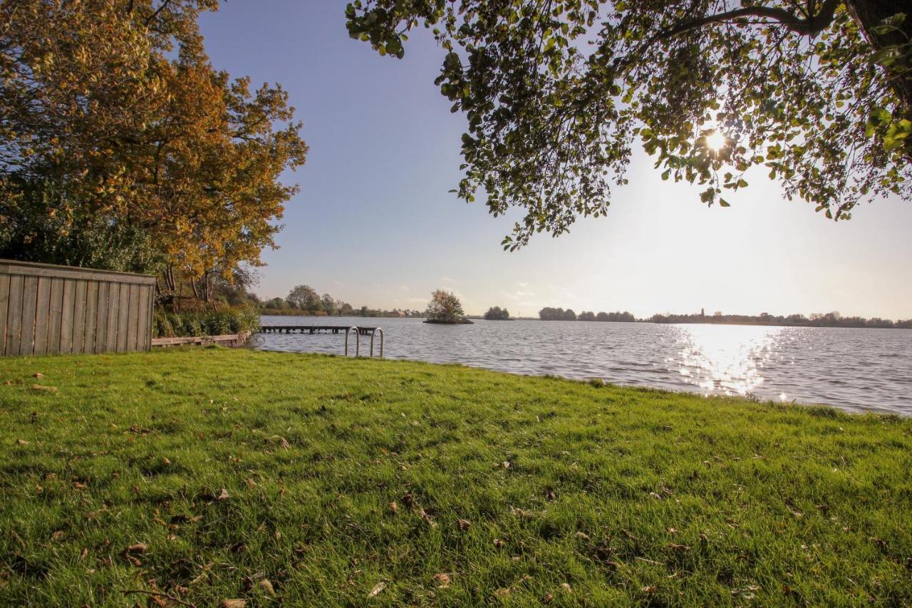 Reeuwijkse Plassen Exterior photo